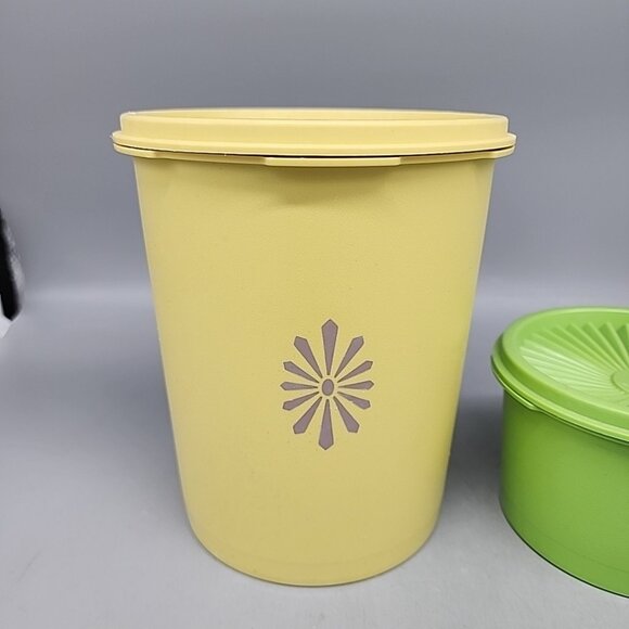 Vintage Tupperware Harvest Yellow & Green 2 Piece Canister Set With Lids - Picture 2 of 7